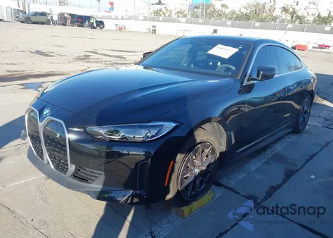 2023 BMW I4 Edrive35 z USA, uszkodzony, nr VIN WBY43AW04PFP55437